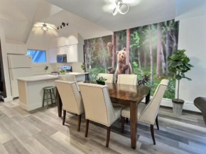 FirBear - Hot Tub, Pool, FirePlace, Gym, New Reno
